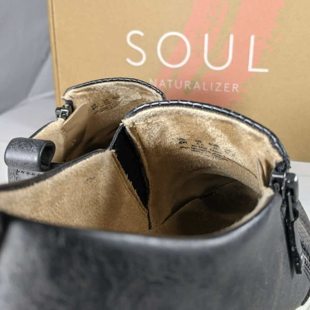Soul Naturalizer Turner Sneakers W/ 9 Black Slip On Platform with box - Picture 8 of 10